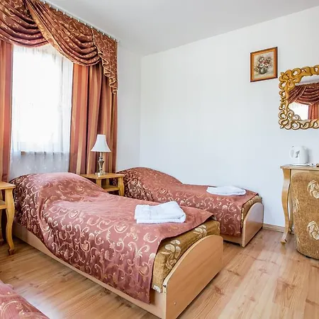 Pod Modrzewiami Rezort *